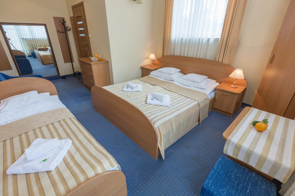 Osrodek Fian - I Konferencje W Centrum Zakopane