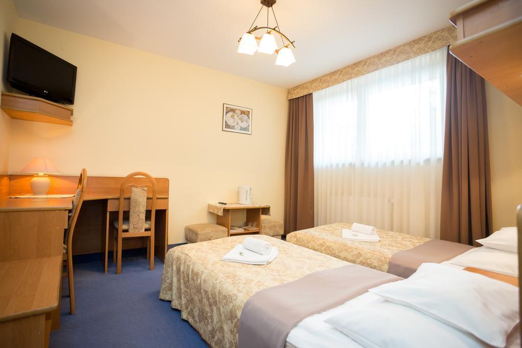 Osrodek Fian - I Konferencje W Centrum Zakopane