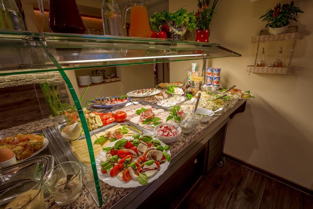Bed & Breakfast Osrodek Fian - I Konferencje W Centrum 3*